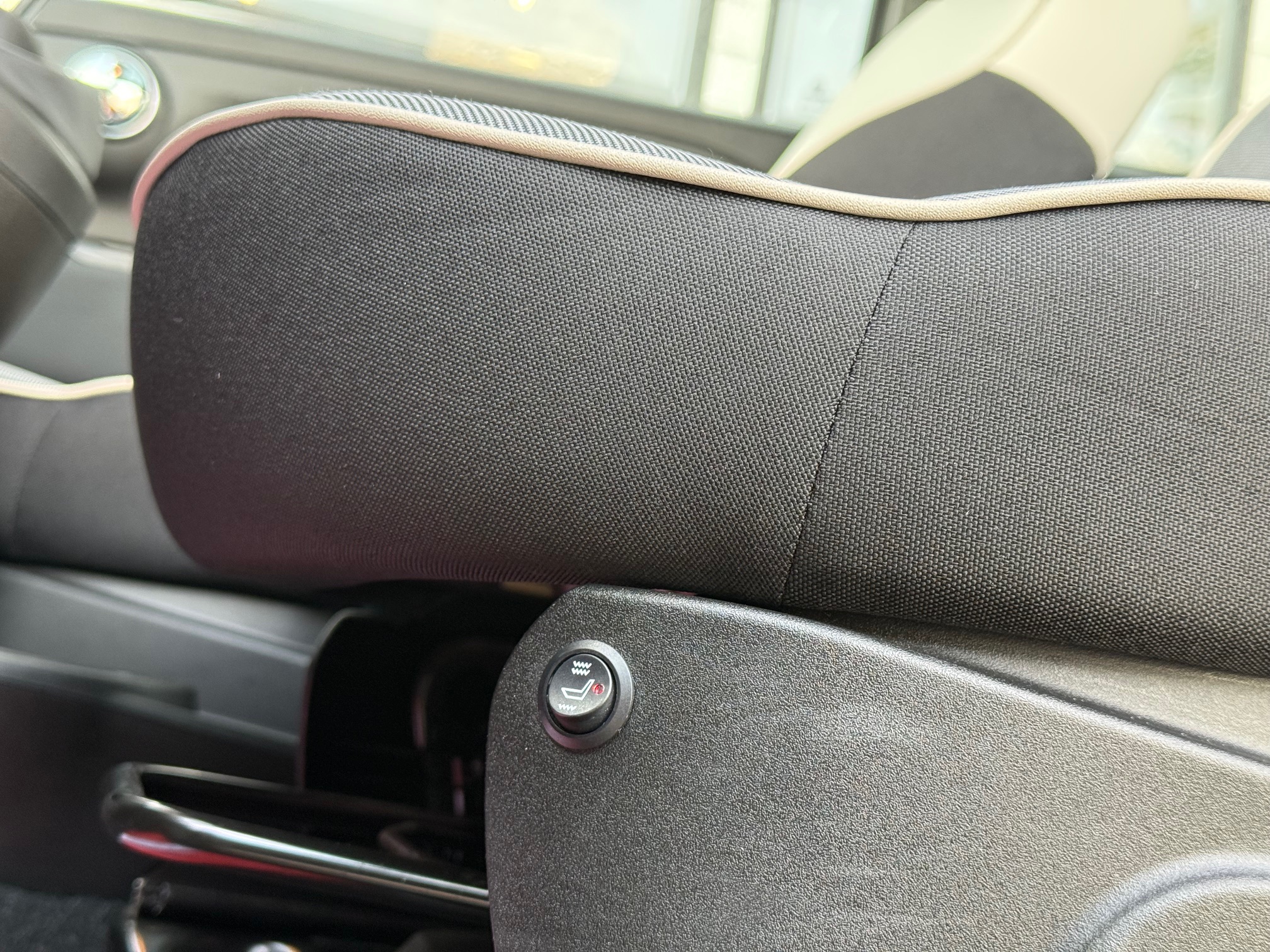 Fiat 500 1,0 Hybrid Lounge 2d