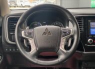 Mitsubishi Outlander 2,4 PHEV Limited CVT 4WD 5d