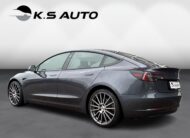 Tesla Model 3 Long Range AWD 4d