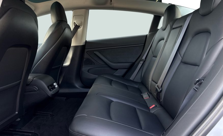 Tesla Model 3 Long Range AWD 4d