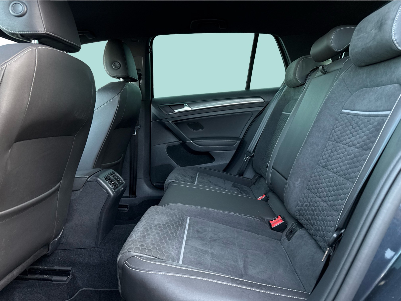 VW Golf VII 1,4 GTE DSG 5d