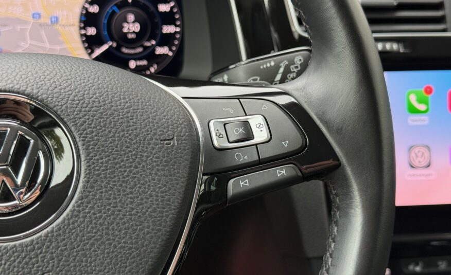 VW Golf VII 1,5 TSi 150 Highline DSG 5d