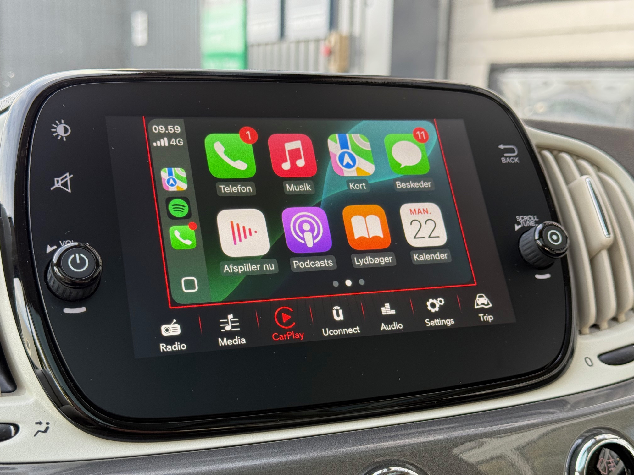 Fiat 500 1,0 Hybrid Lounge 2d