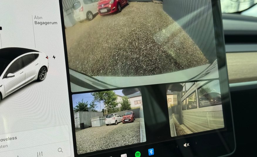 Tesla Model 3 Long Range AWD 4d