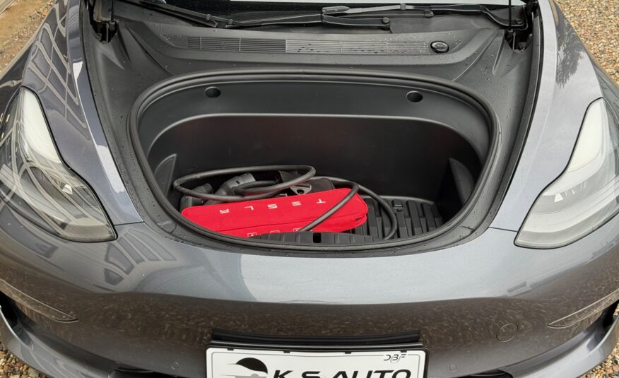 Tesla Model 3 Long Range AWD 4d