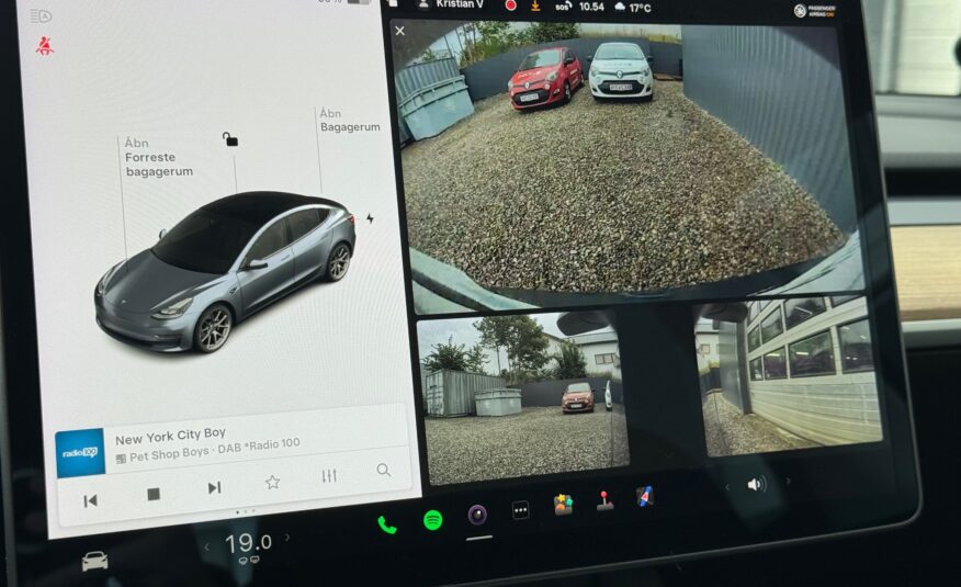 Tesla Model 3 Long Range AWD 4d