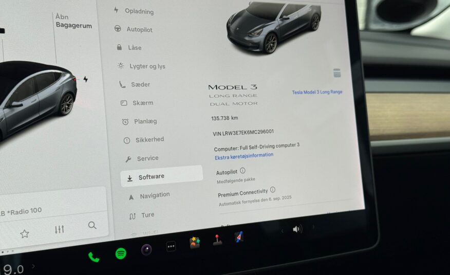 Tesla Model 3 Long Range AWD 4d