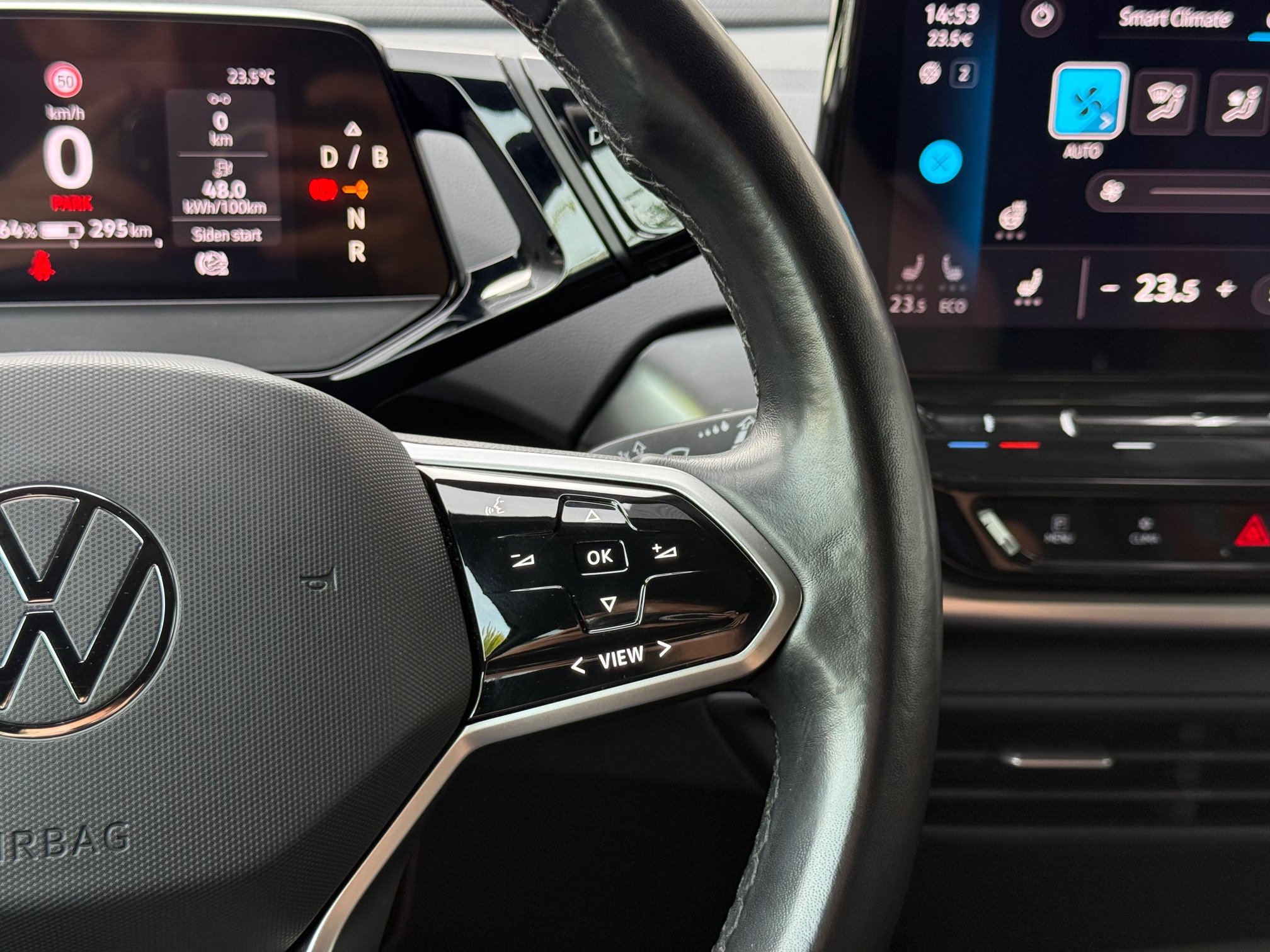 VW ID.4 77 1ST Pro 5d