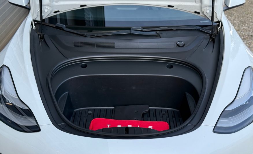 Tesla Model 3 Long Range AWD 4d