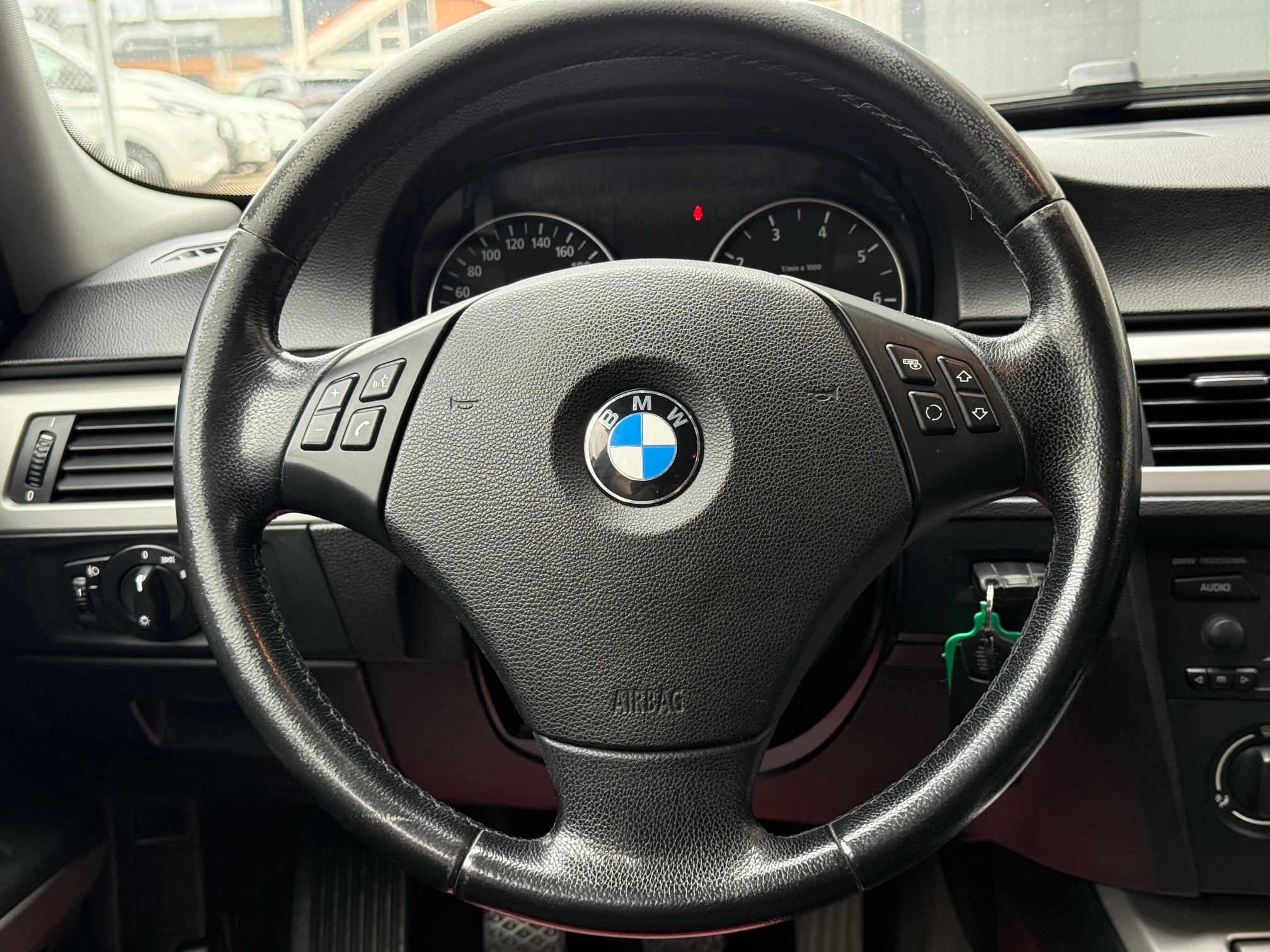 BMW 320i 2,0 4d