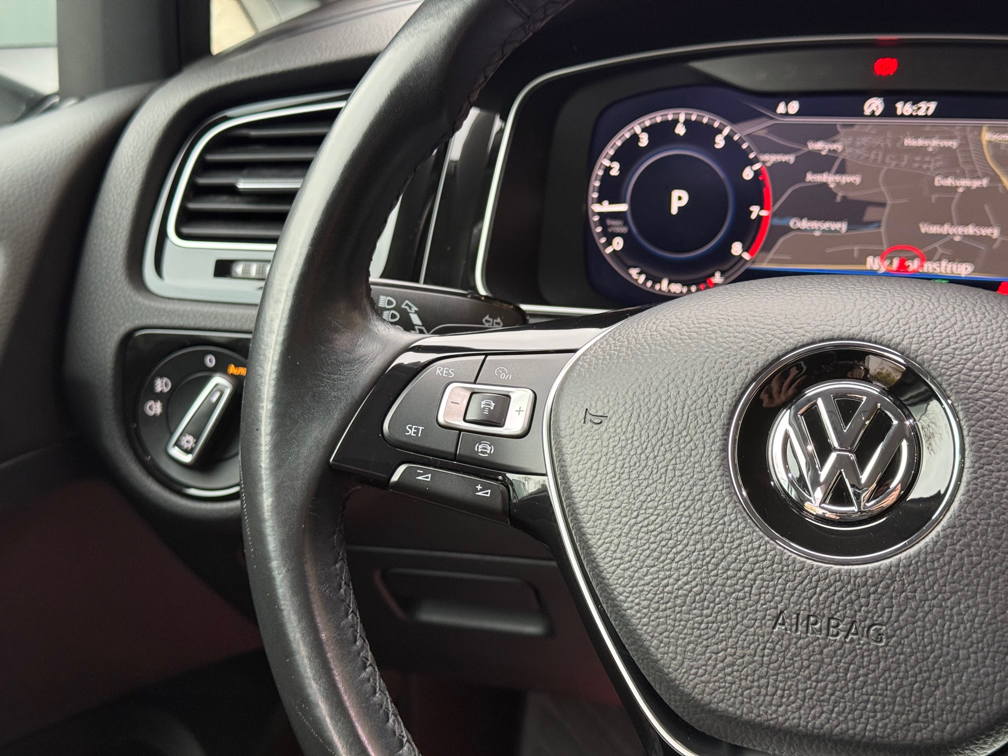 VW Golf VII 1,5 TSi 150 Highline 5d