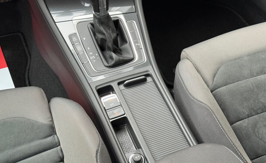VW Golf VII 1,5 TSi 130 Comfortline DSG 5d