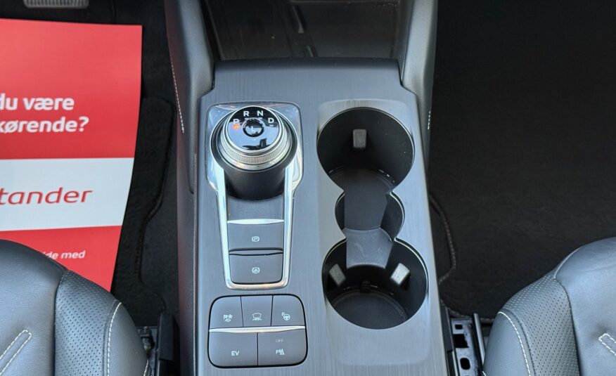 Ford Kuga 2,5 PHEV Vignale CVT 5d