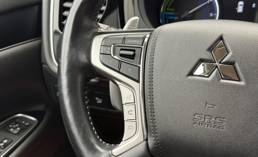 Mitsubishi Outlander 2,4 PHEV Intense CVT 4WD 5d