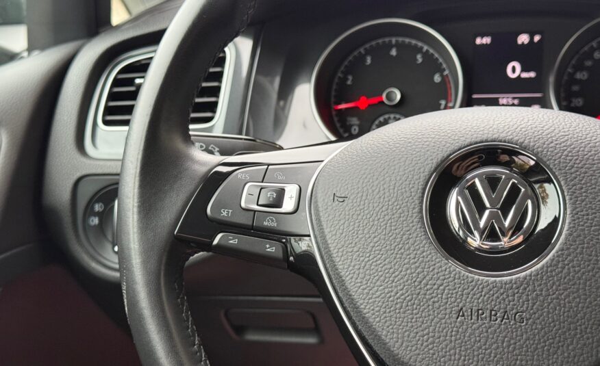 VW Golf VII 1,5 TSi 130 Comfortline DSG 5d
