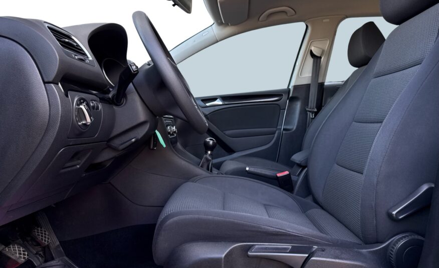 VW Golf VI 1,4 TSi 122 Comfortline 5d
