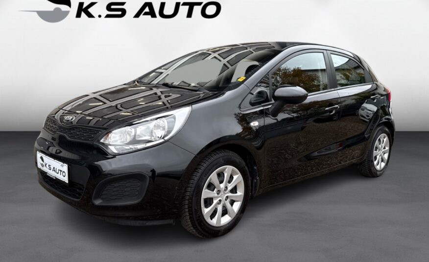 Kia Rio Style 2015