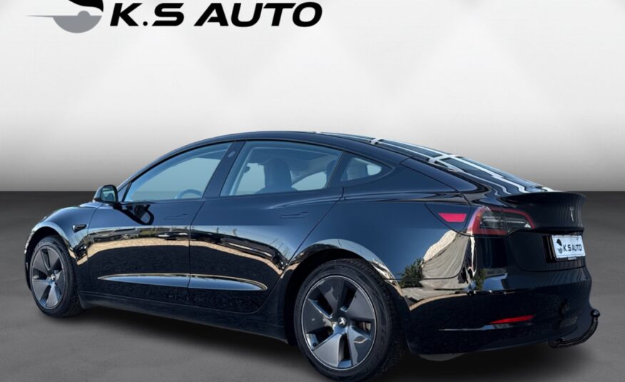 Tesla Model 3 RWD 4d