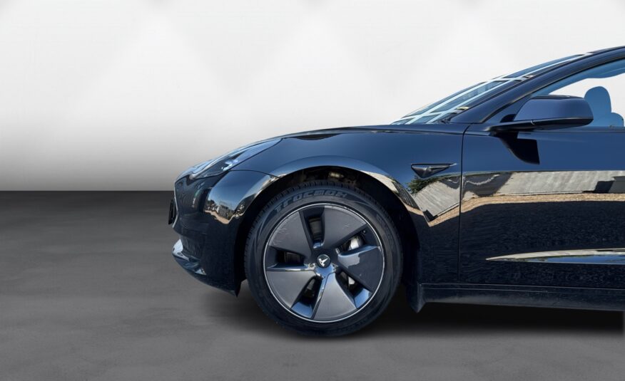 Tesla Model 3 RWD 4d
