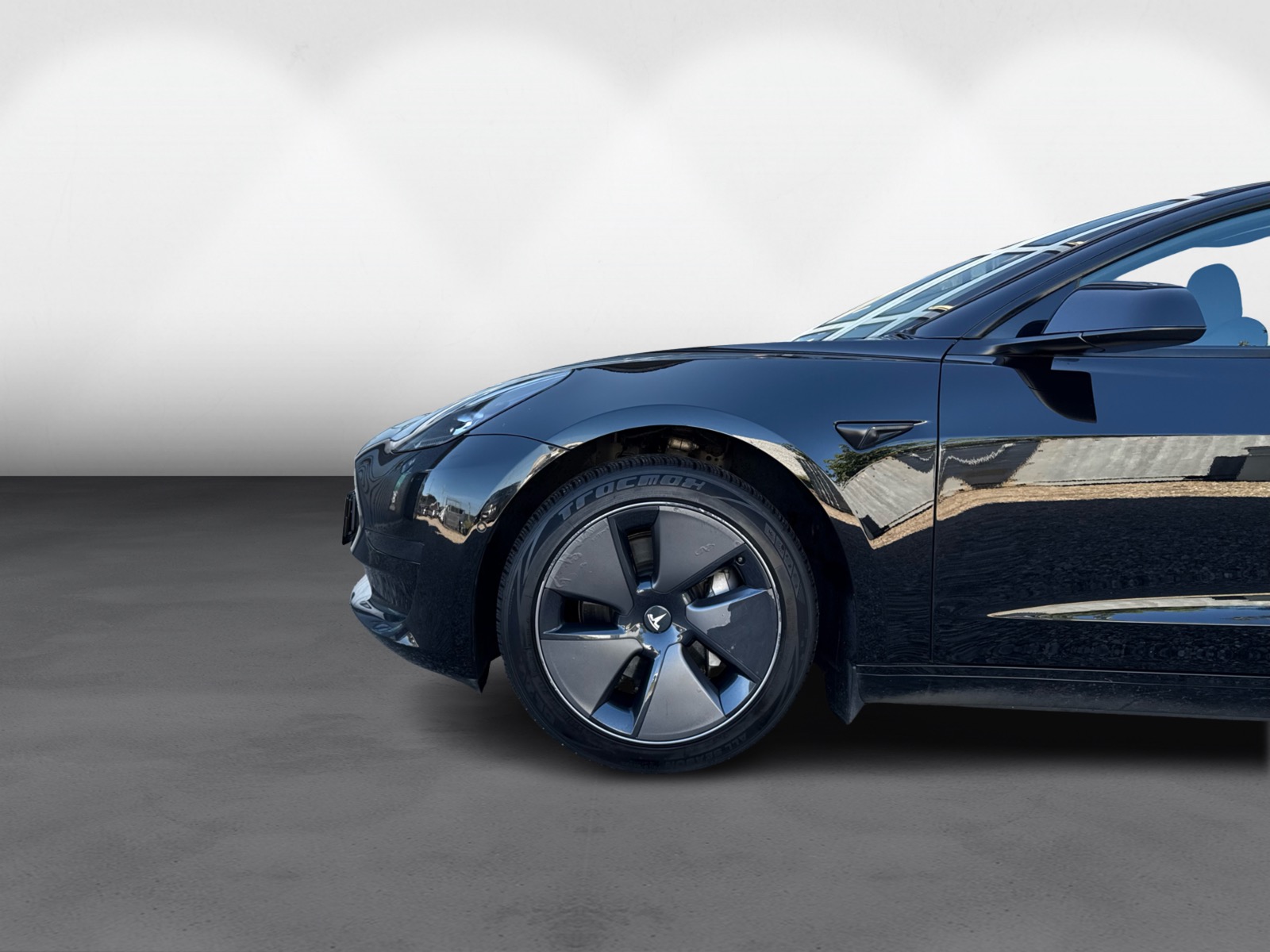 Tesla Model 3 RWD 4d