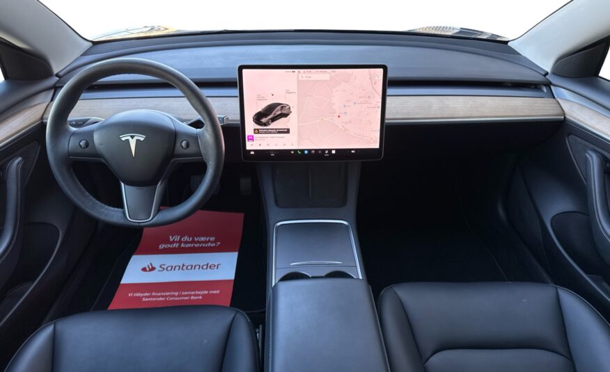 Tesla Model 3 RWD 4d