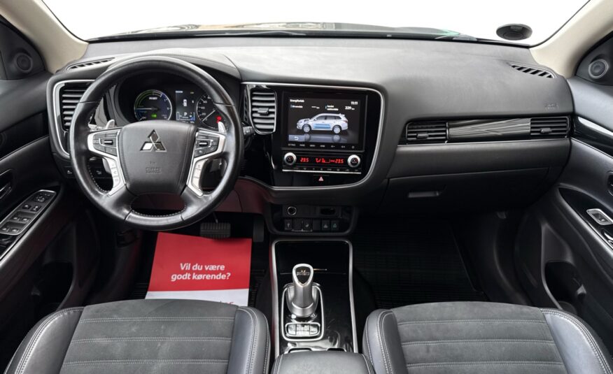 Mitsubishi Outlander 2,4 PHEV Intense CVT 4WD 5d