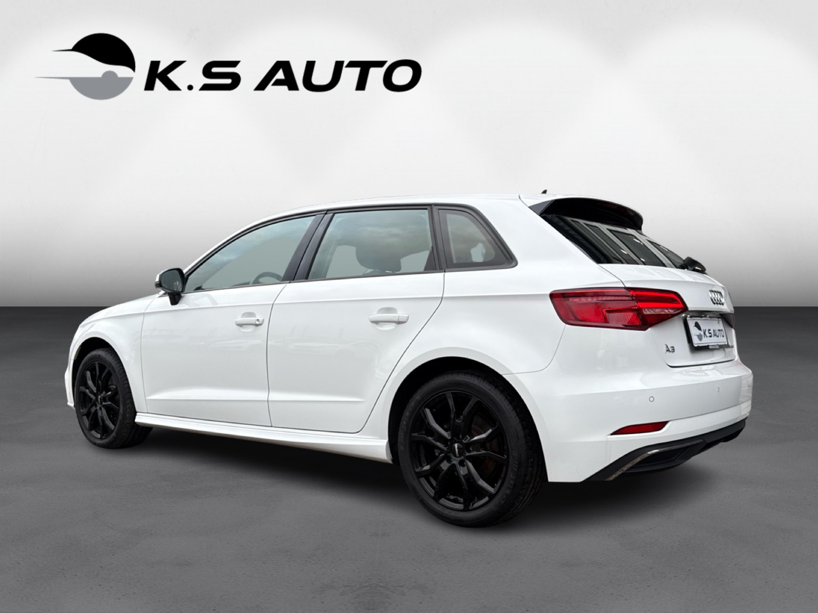 Audi A3 40 TFSi e Sportback S-tr. 5d