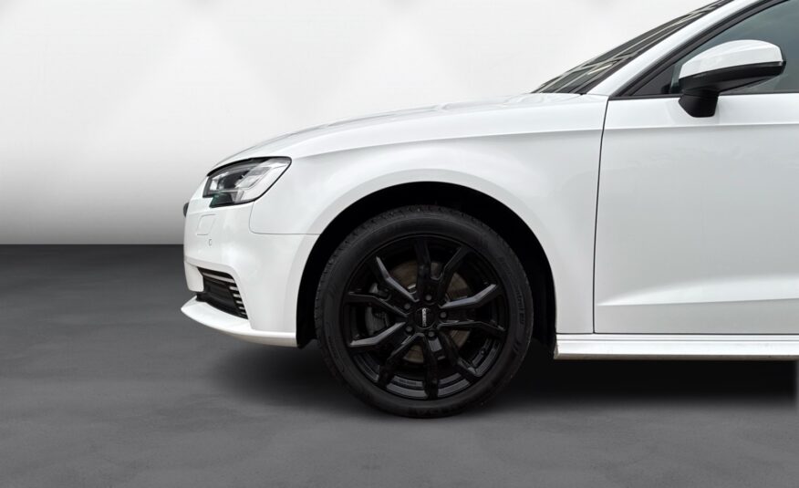 Audi A3 40 TFSi e Sportback S-tr. 5d