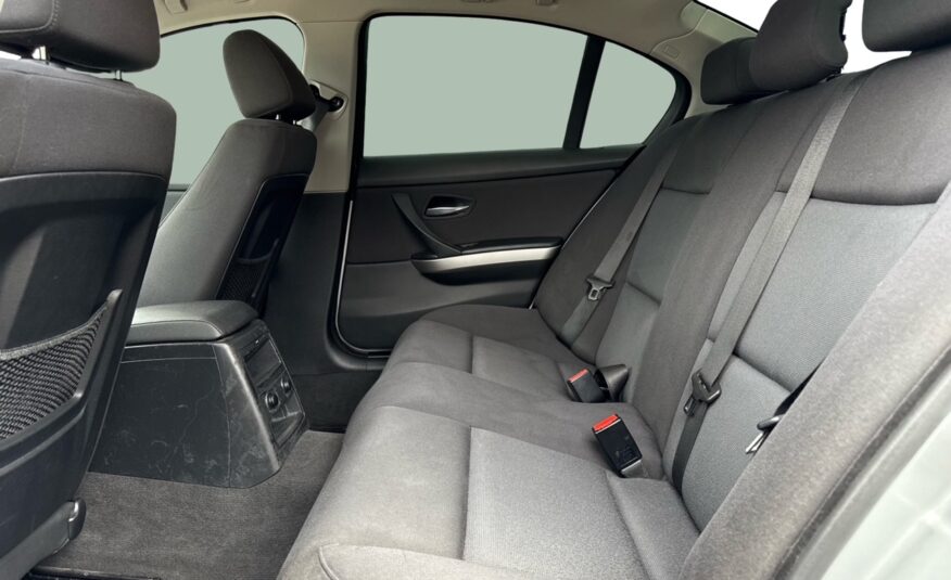 BMW 320i 2,0 4d