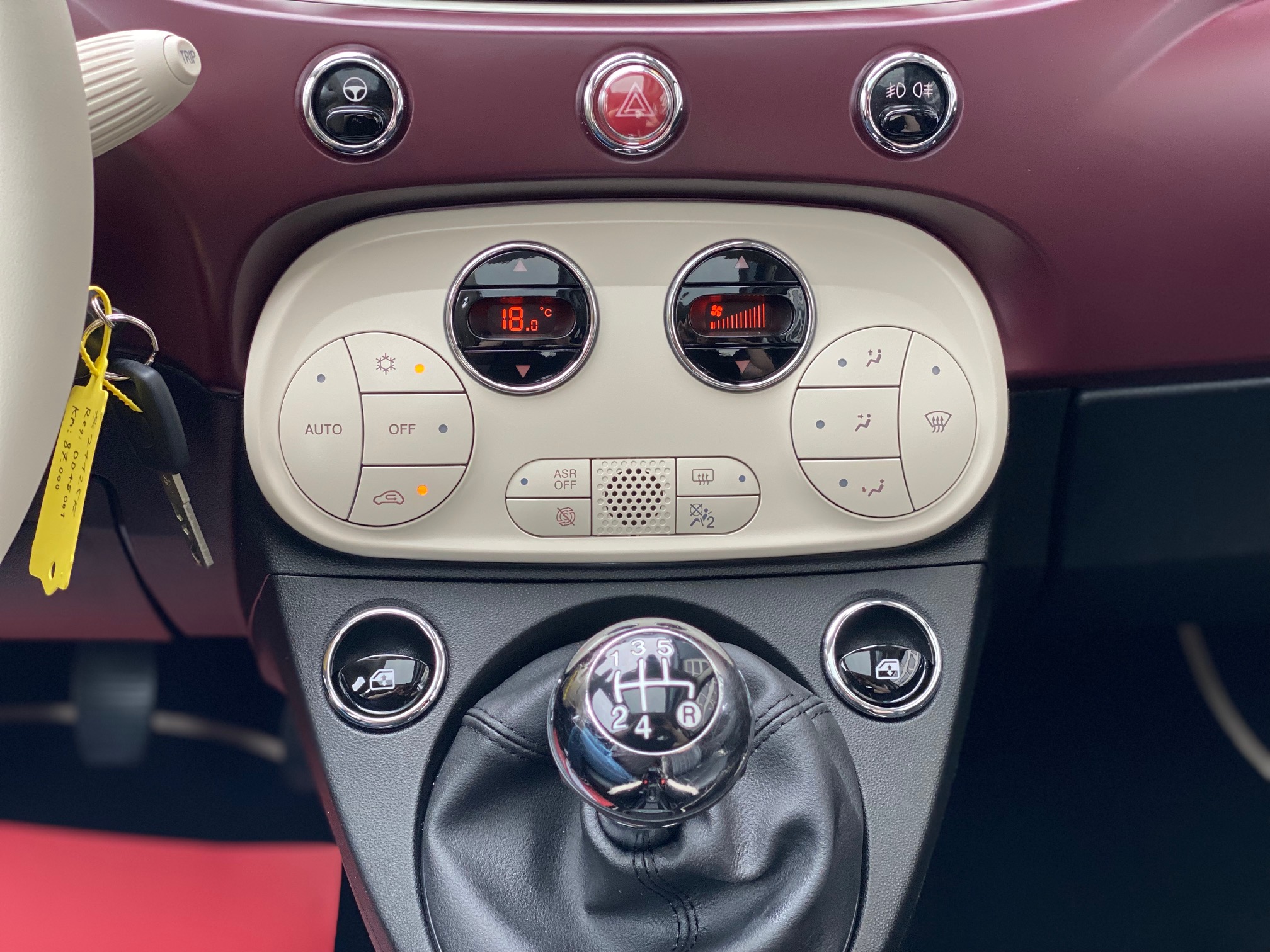 Fiat 500 1,2 Lounge 3d