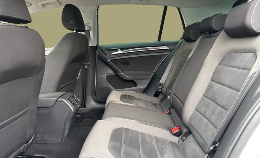 VW Golf VII 1,5 TSi 150 Highline 5d