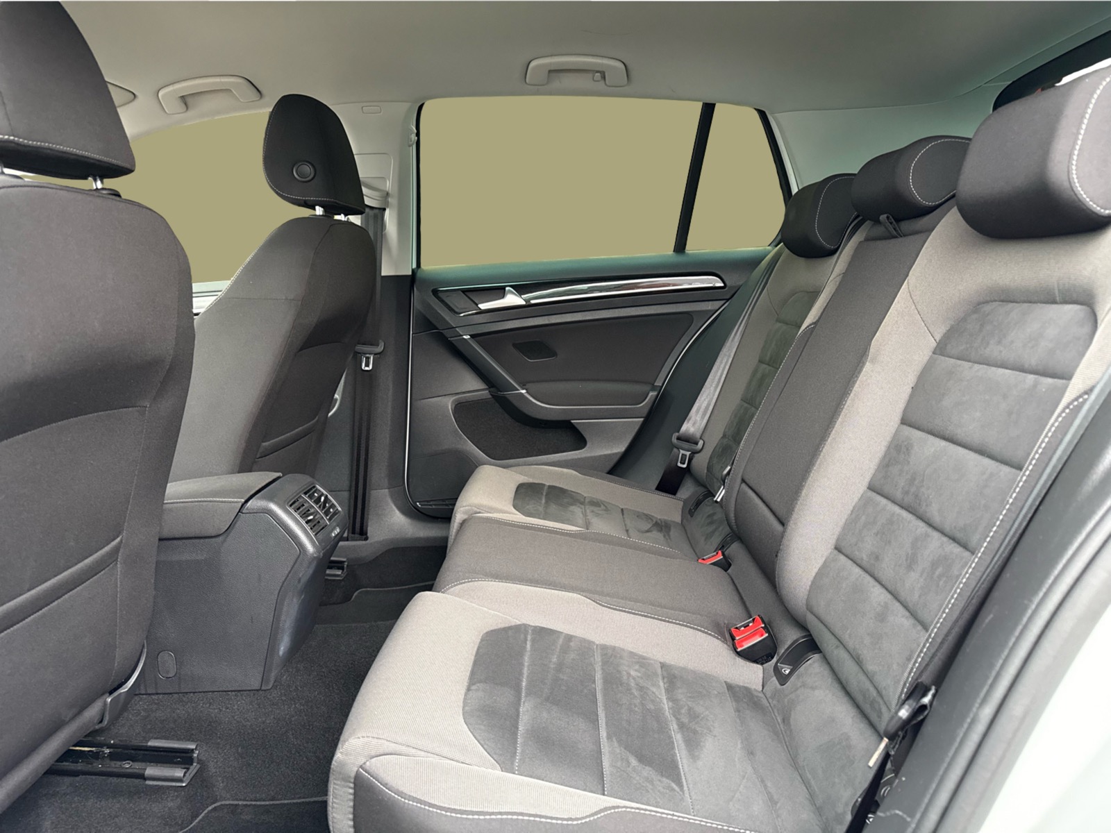 VW Golf VII 1,5 TSi 150 Highline 5d