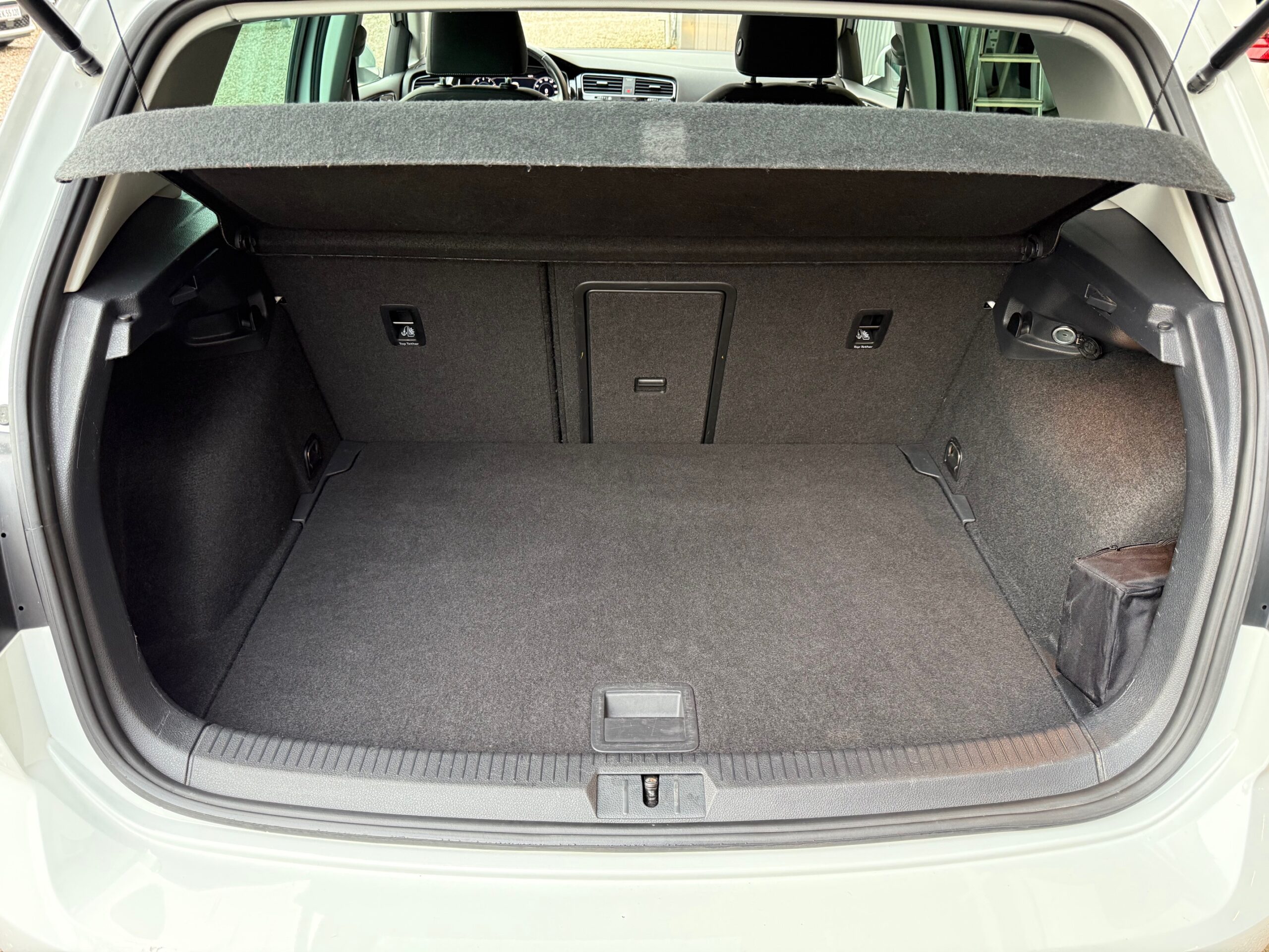 VW Golf VII 1,5 TSi 150 Highline 5d