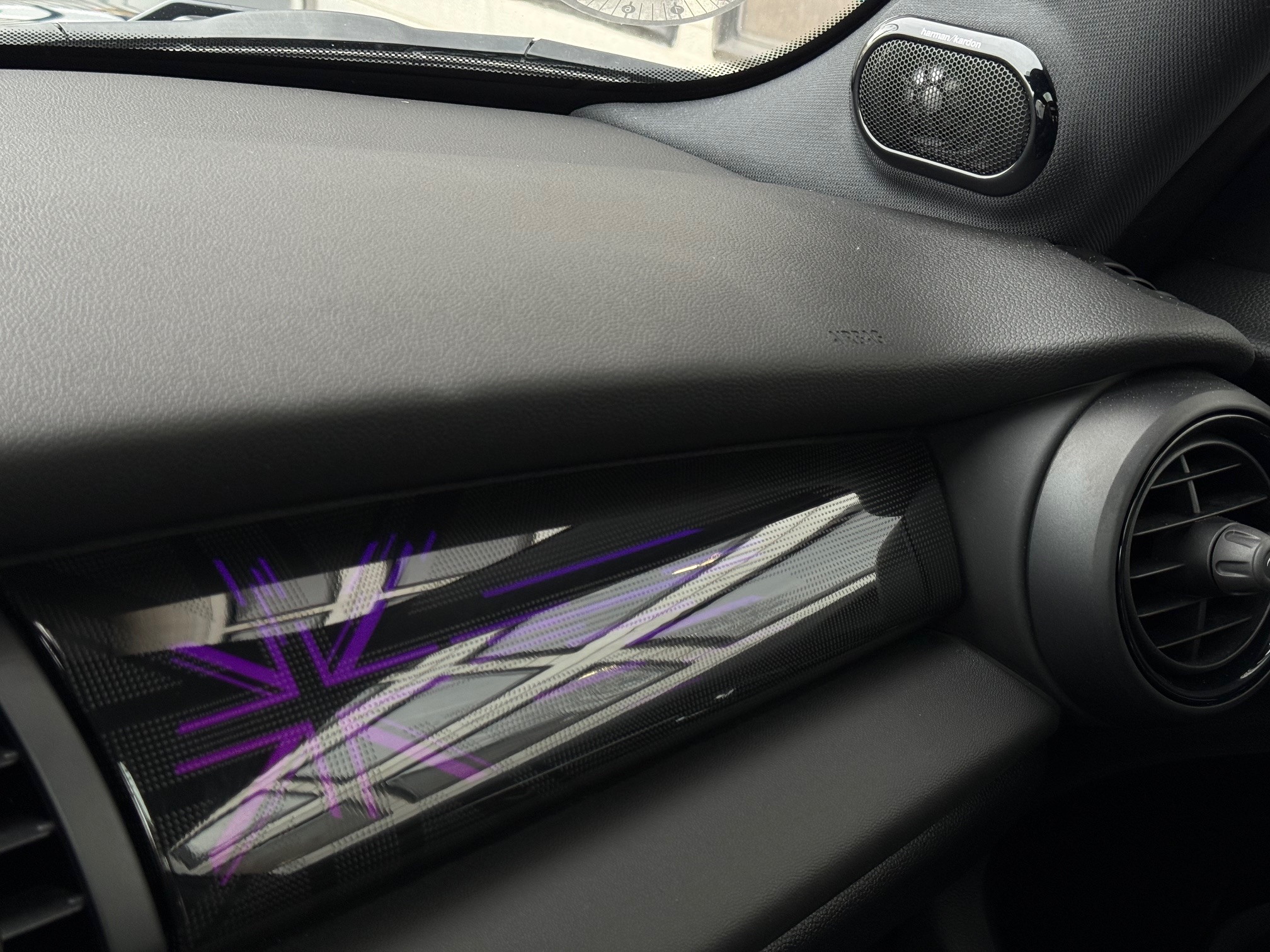 MINI Cooper SE Yours Trim 3d