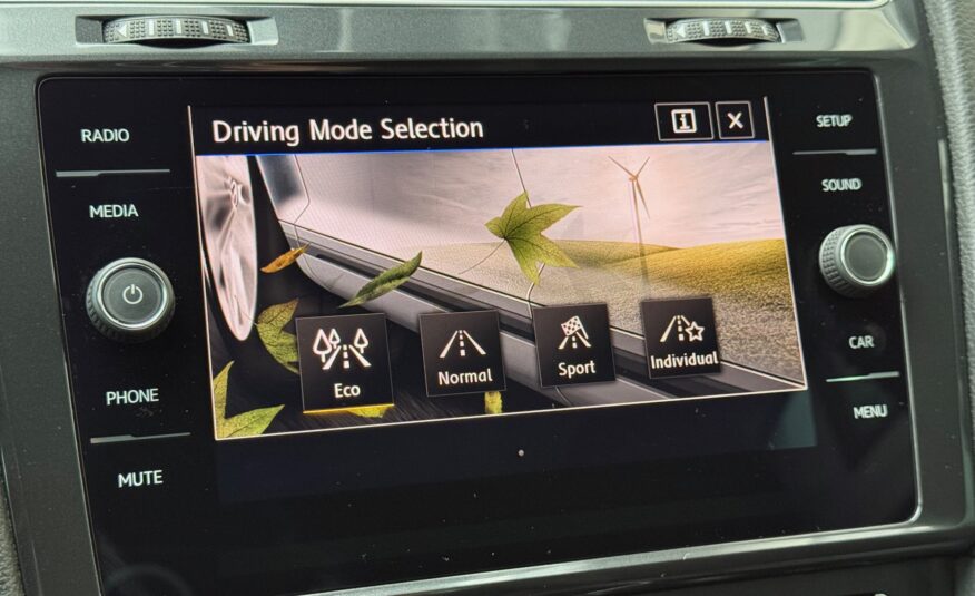 VW Golf VII 1,5 TSi 130 Comfortline DSG 5d