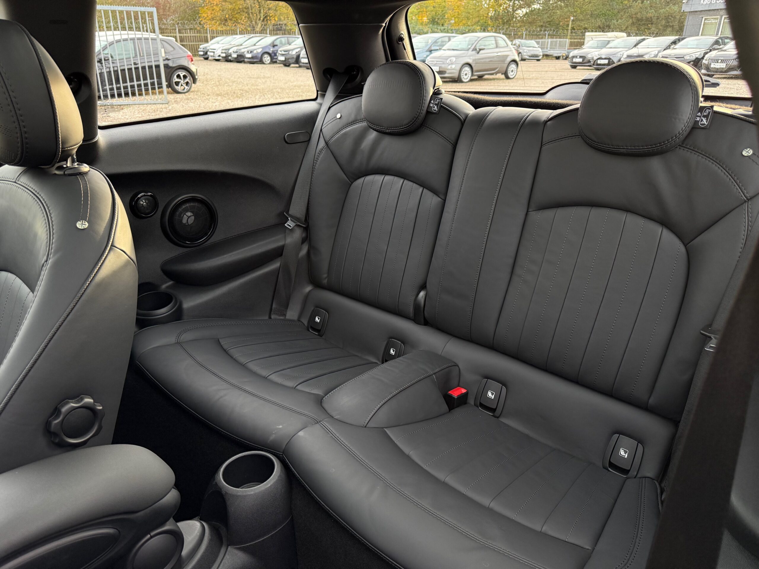 MINI Cooper SE Yours Trim 3d