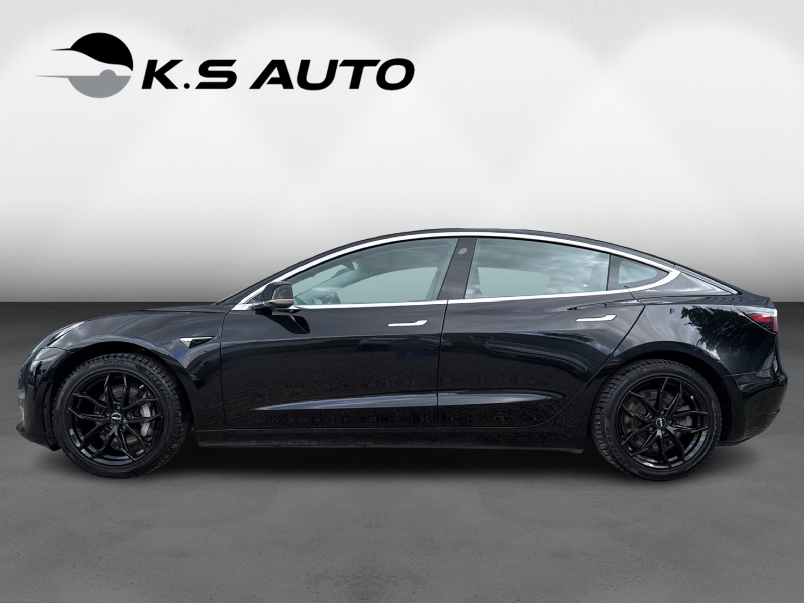 Tesla Model 3 Long Range RWD 4d