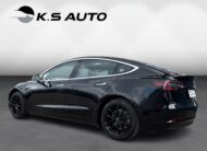 Tesla Model 3 Long Range RWD 4d