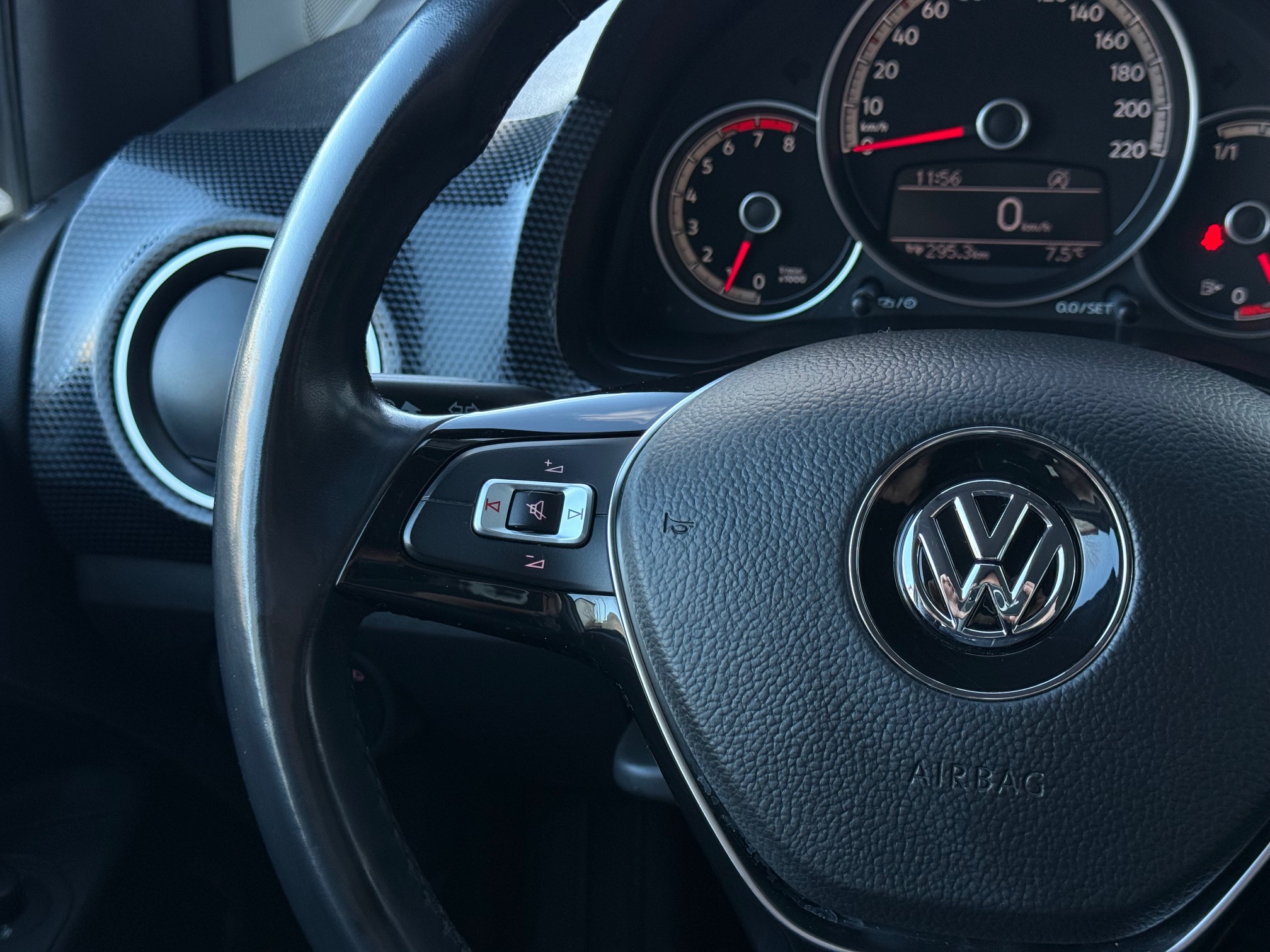 VW Up! 1,0 MPi 60 Move Up! BMT 5d