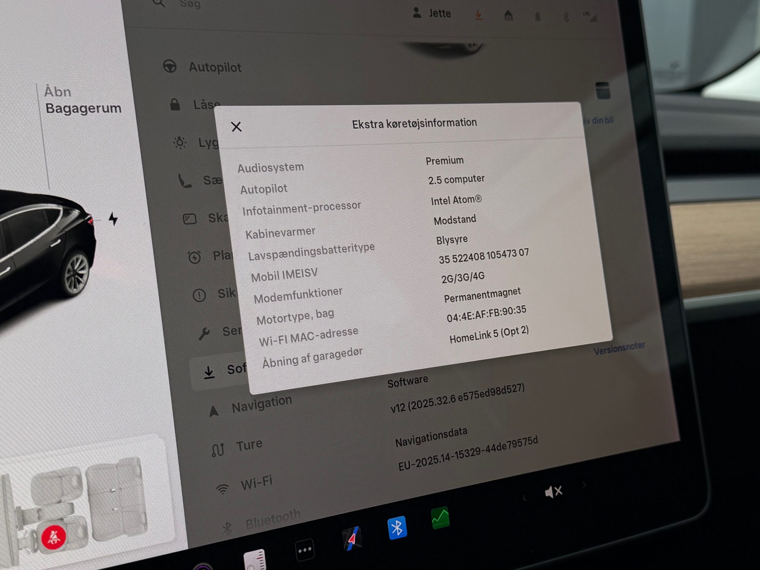 Tesla Model 3 Long Range RWD 4d