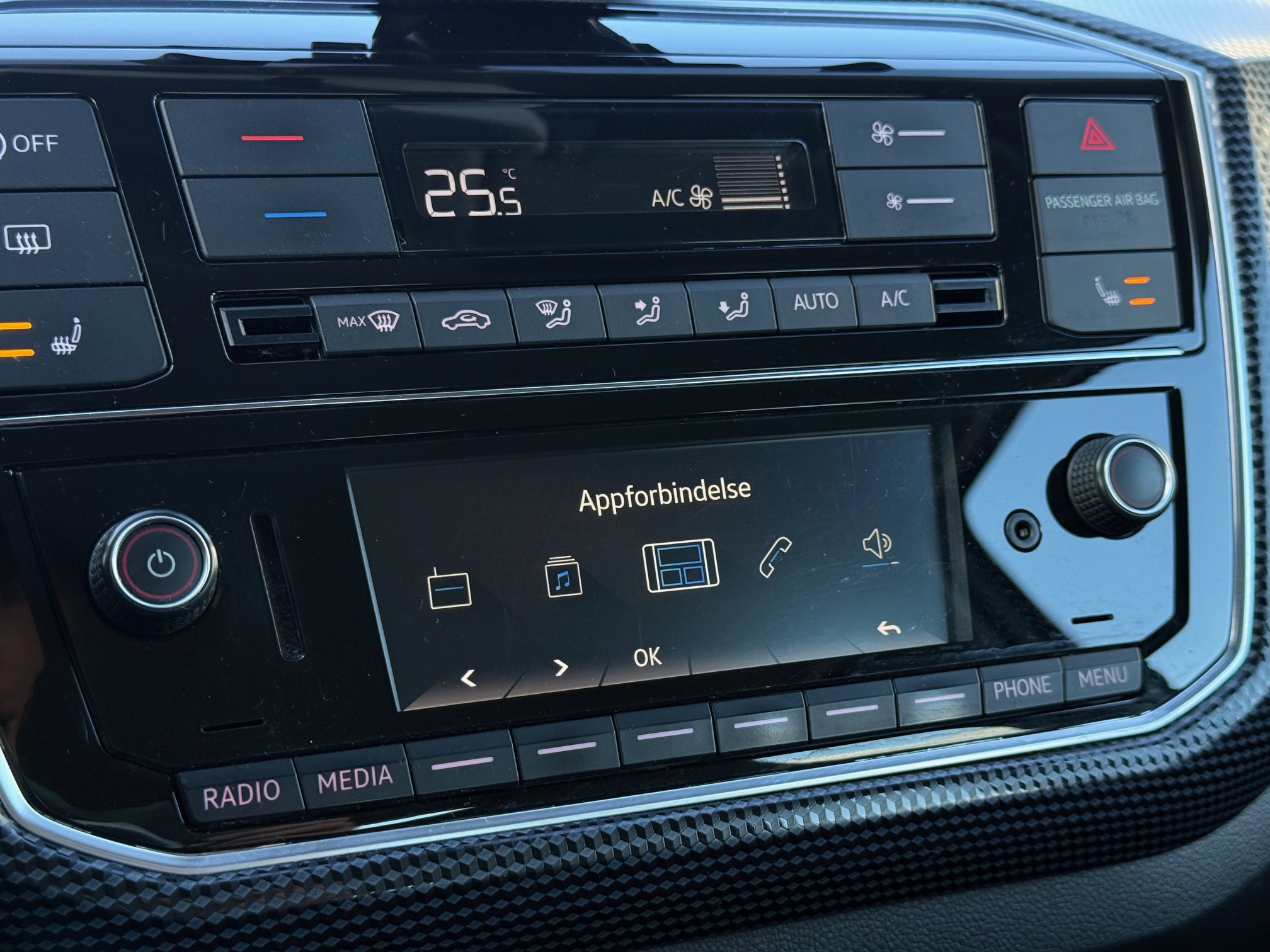 VW Up! 1,0 MPi 60 Move Up! BMT 5d