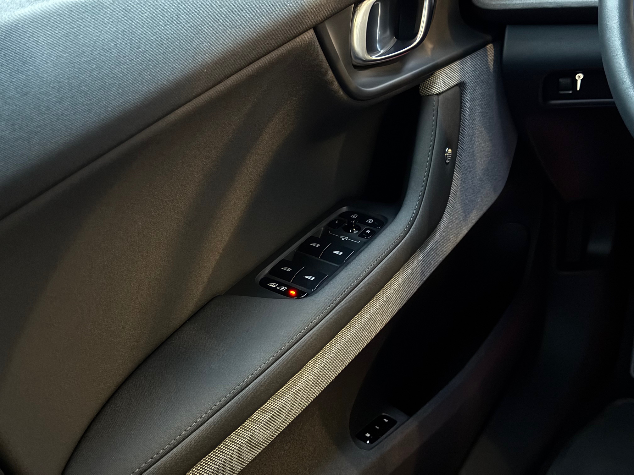 Polestar 2 Long Range AWD 5d