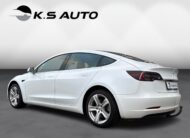 Tesla Model 3 Standard Range+ RWD 4d