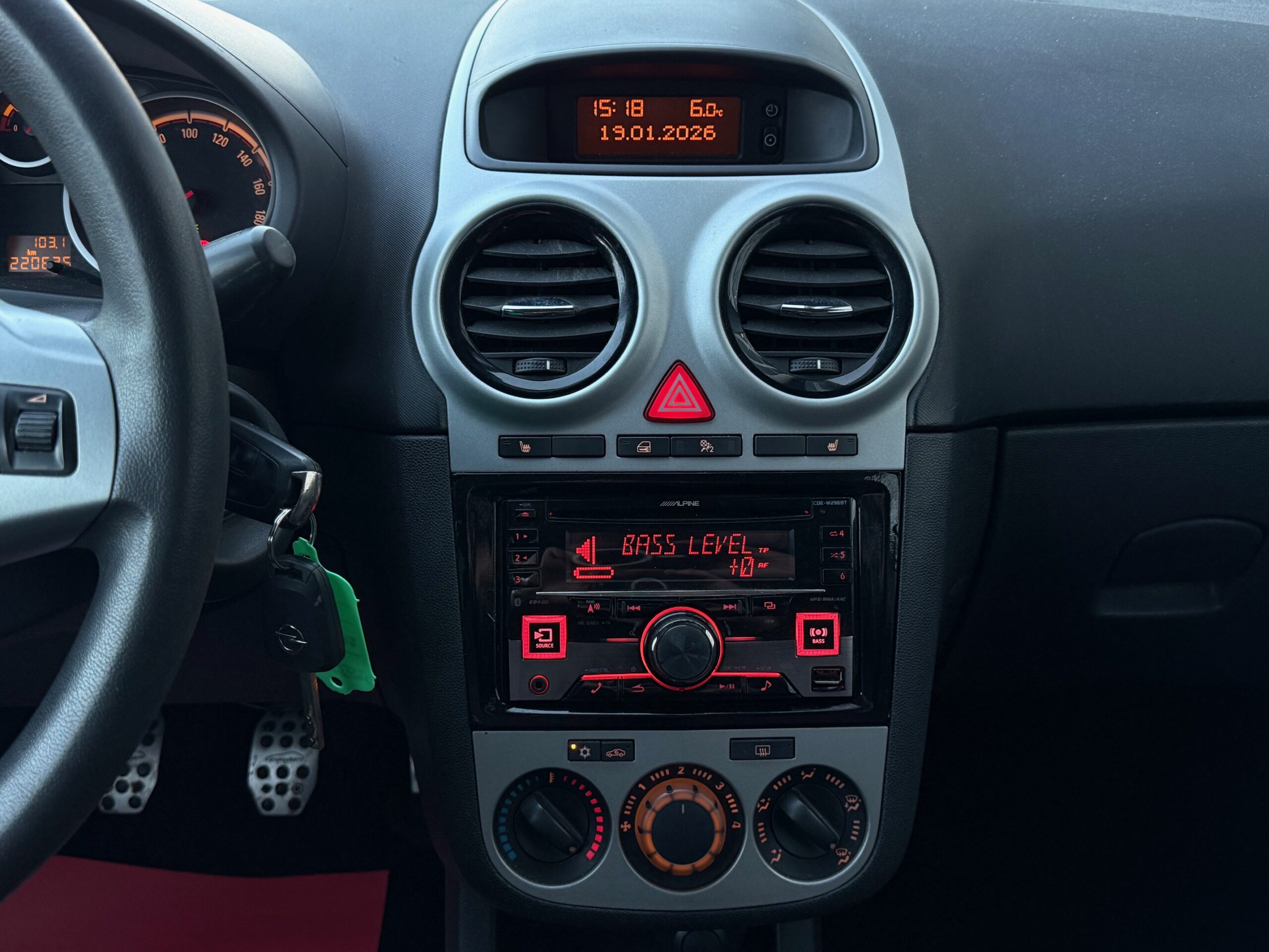 Opel Corsa 1,4 16V Sport 3d