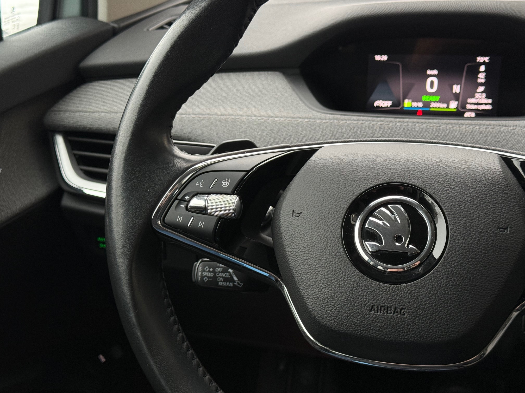 Skoda Enyaq 80 iV 5d