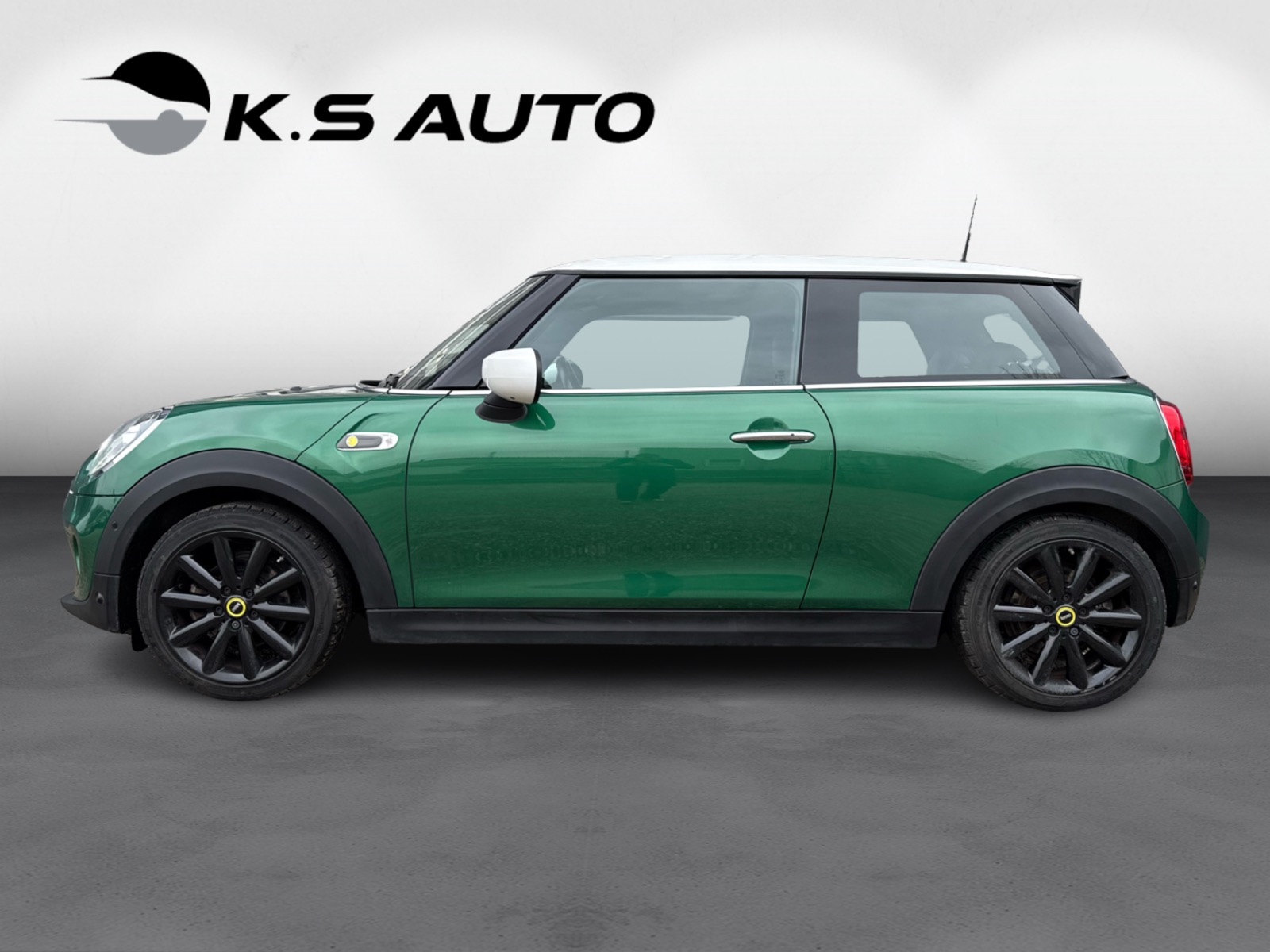 MINI Cooper SE Experience 3d