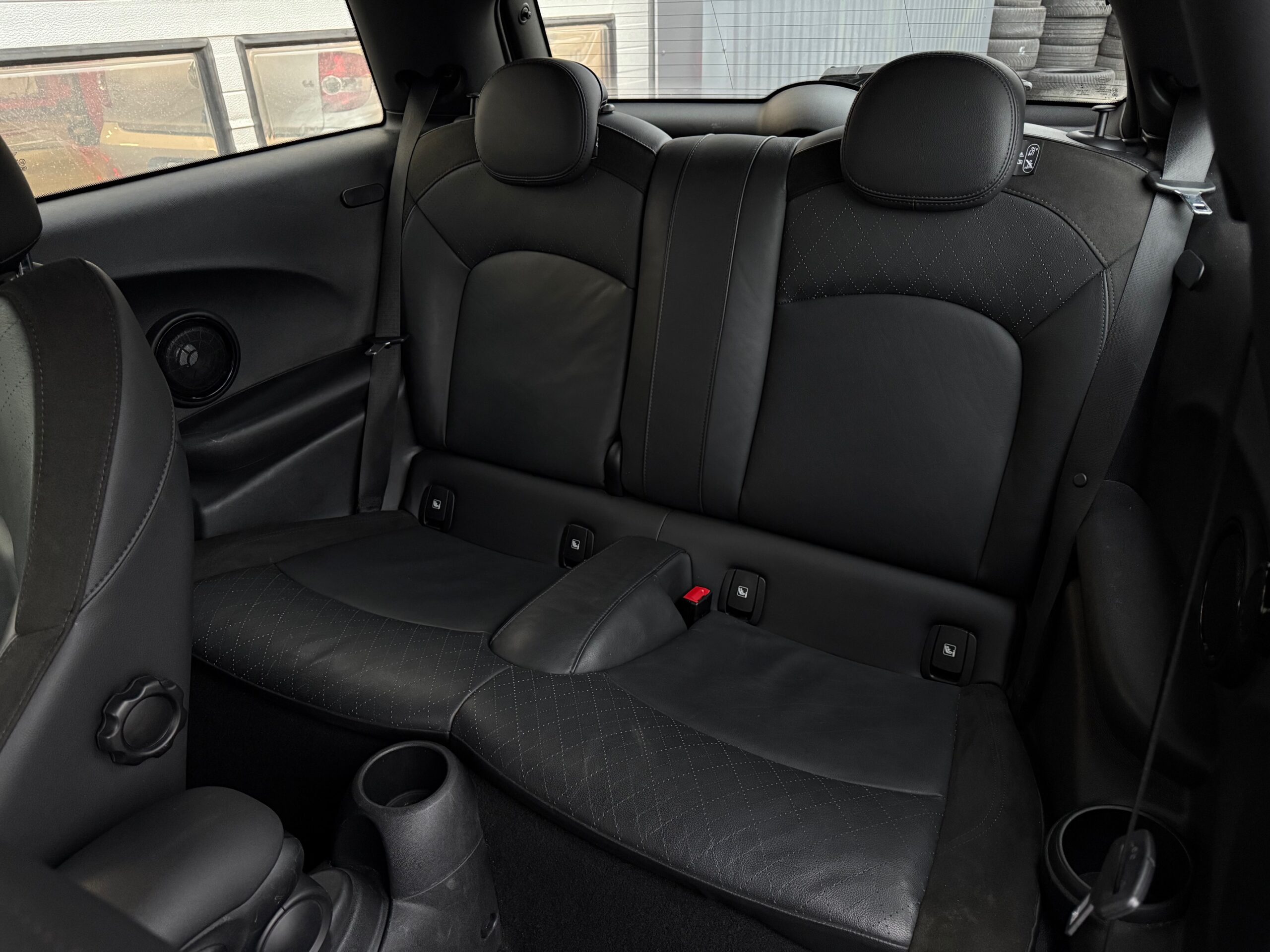 MINI Cooper SE Experience 3d