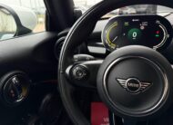 MINI Cooper SE Experience 3d