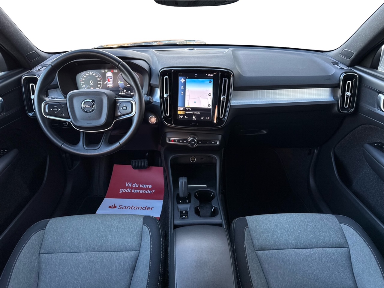 Volvo XC40 1,5 T4 ReCharge Inscription aut. 5d