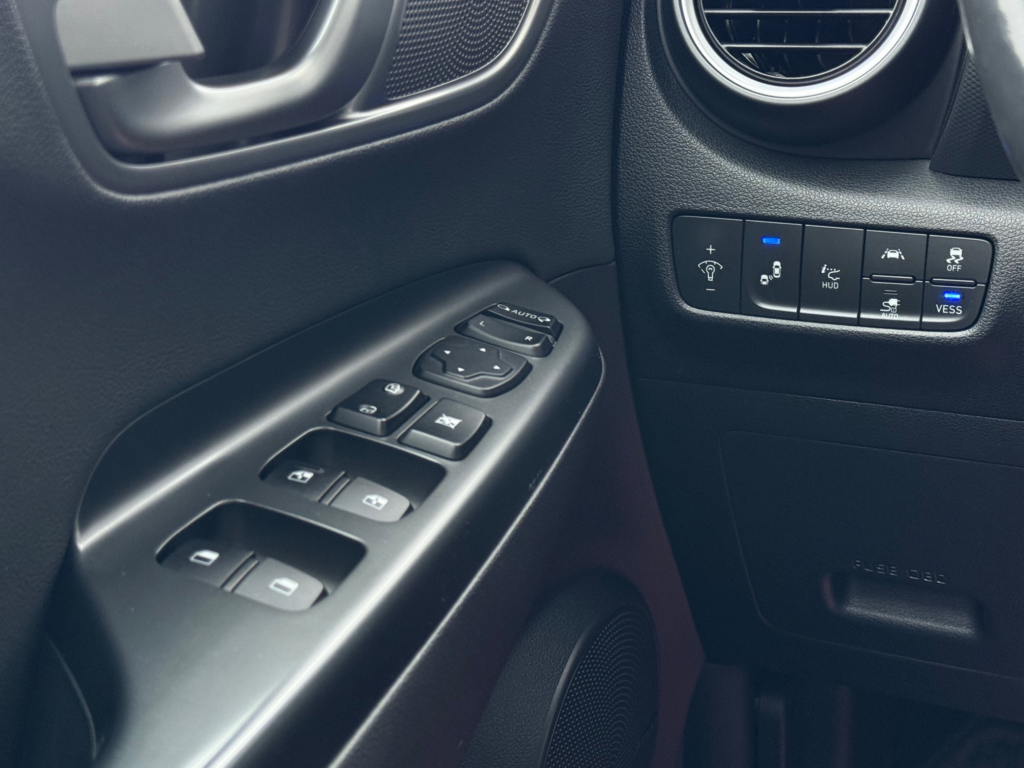 Hyundai Kona 64 EV Trend Deluxe 5d